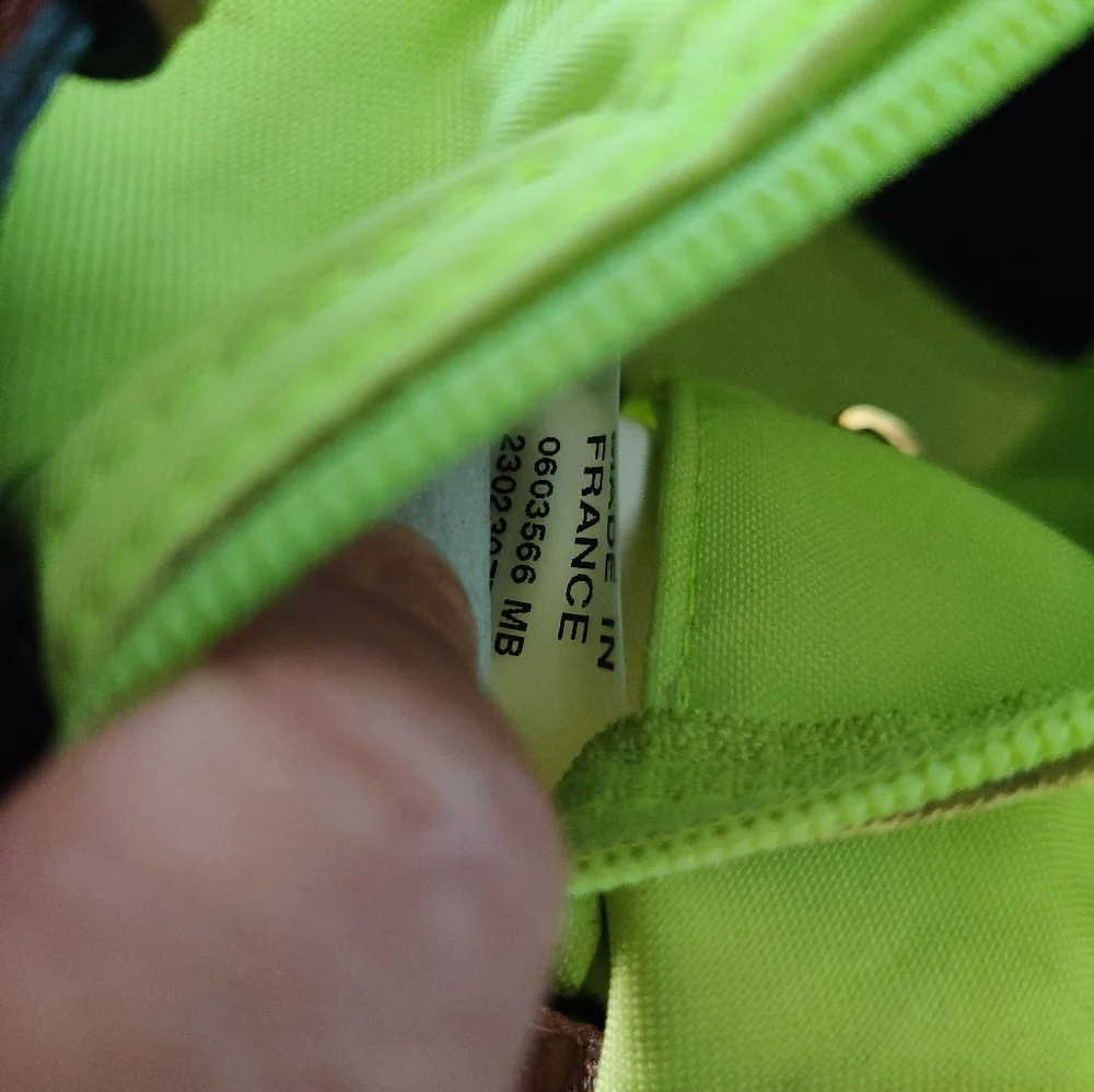 Longchamp Expandable Handbag - Picture 7 of 16
